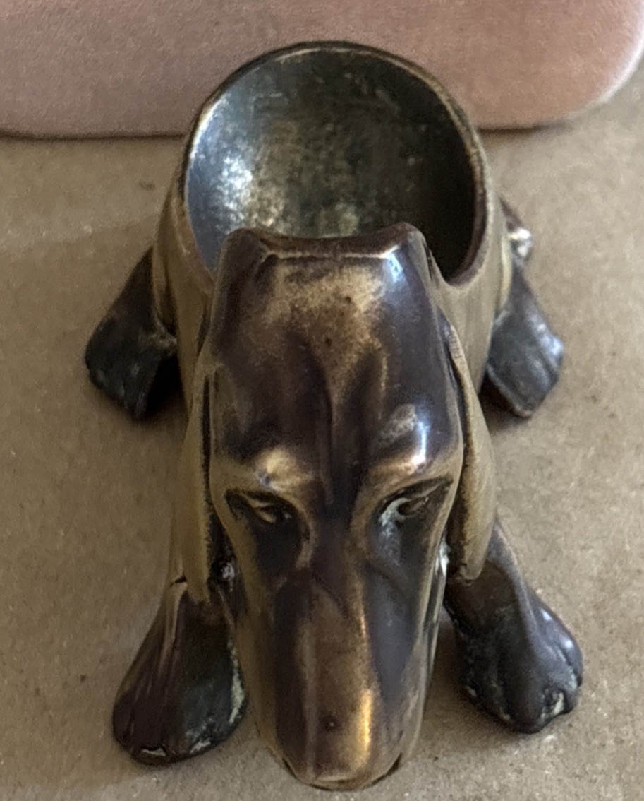 Antique 1930’s Cast Brass Basset Hound Dog Pipe Holder Rest Drk Patina