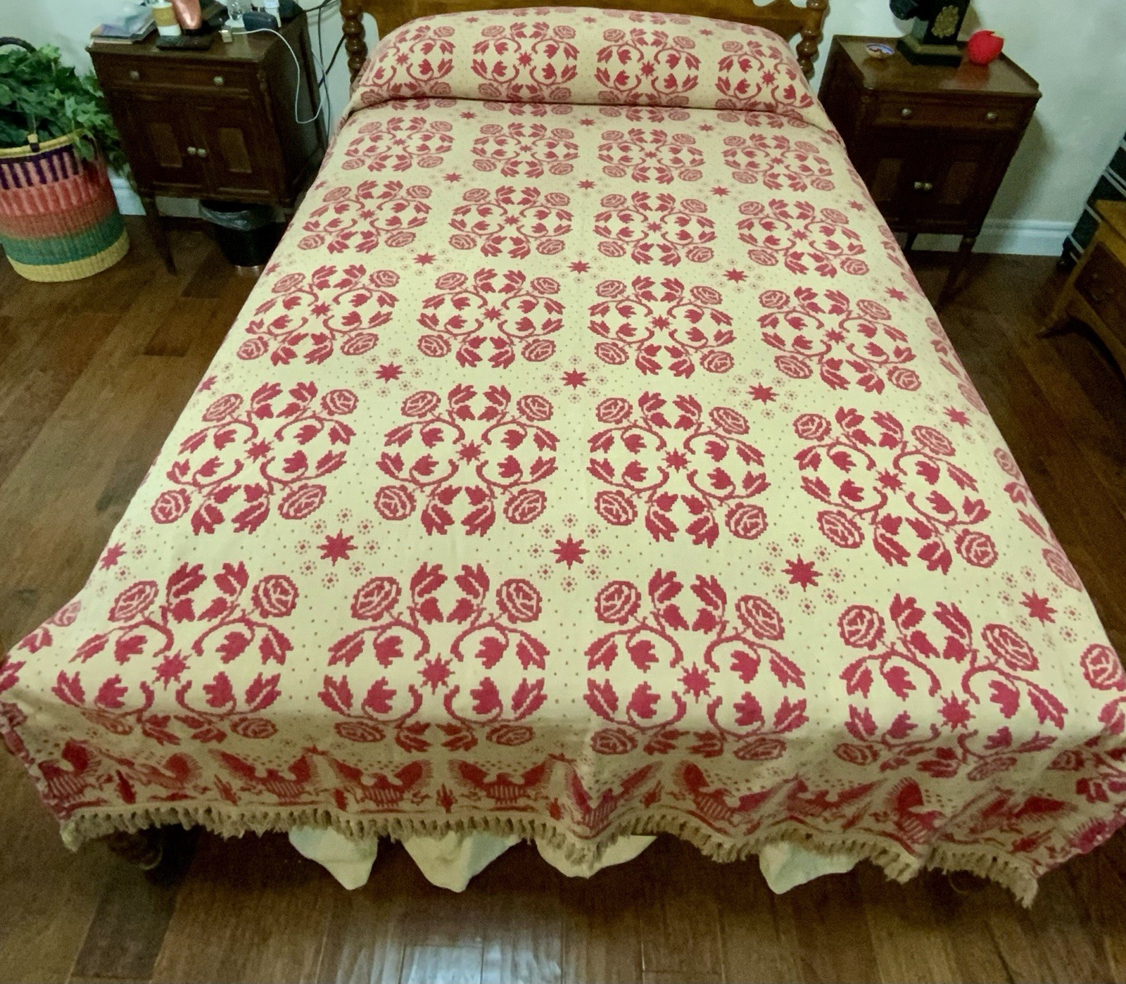 Vintage Bates Newport Eagle  Jacquard Woven Full/Queen Bedspread [112’ X 90’]