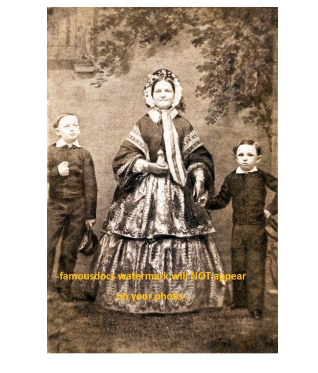 Abraham Lincoln Family PHOTO Mary Todd, Wille and Tad 1860