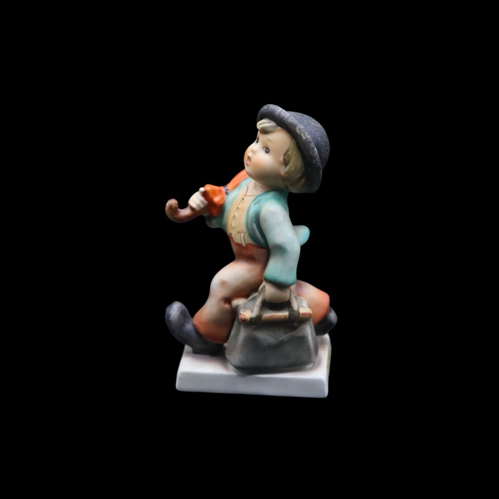 Goebel Hummel Porcelain “Merry Wanderer” #11 2/0 Figurine - TMK4