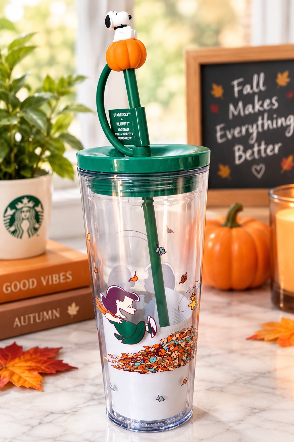 **NEW**Starbucks Clear Cold Cup Tumbler Green Lid & Straw Peanuts Snoopy Pumpkin **NEW**Starbucks Clear Cold Cup Tumbler Green Lid & Straw Peanuts Snoopy Pumpkin