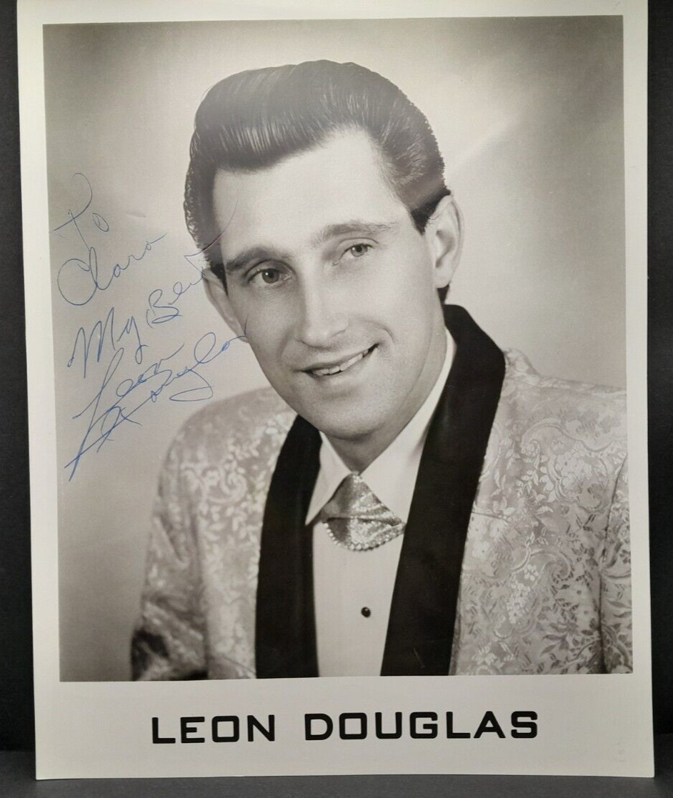 Country Singer Leon Douglas Press Photo and Signature Circa 1960\'s