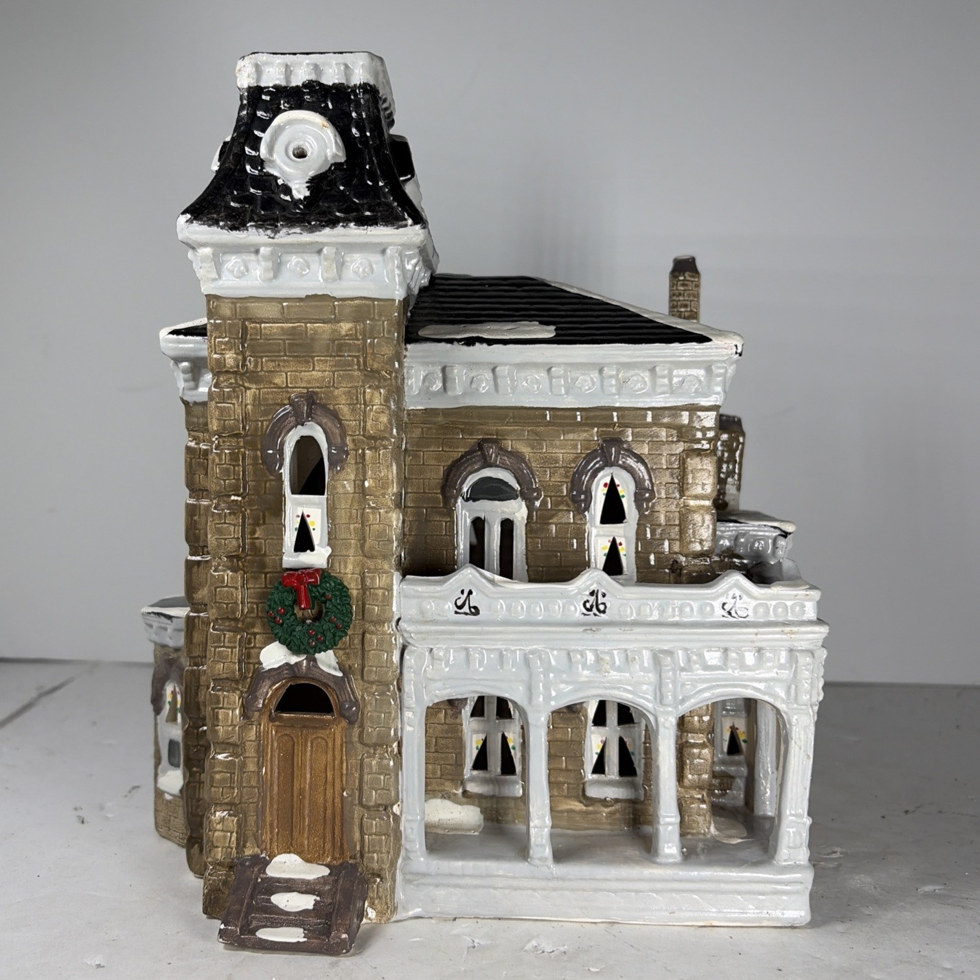 VTG Department 56 SnowHouse 1986 ‘Delta House’ House VTG Department 56 SnowHouse 1986 ‘Delta House’ House