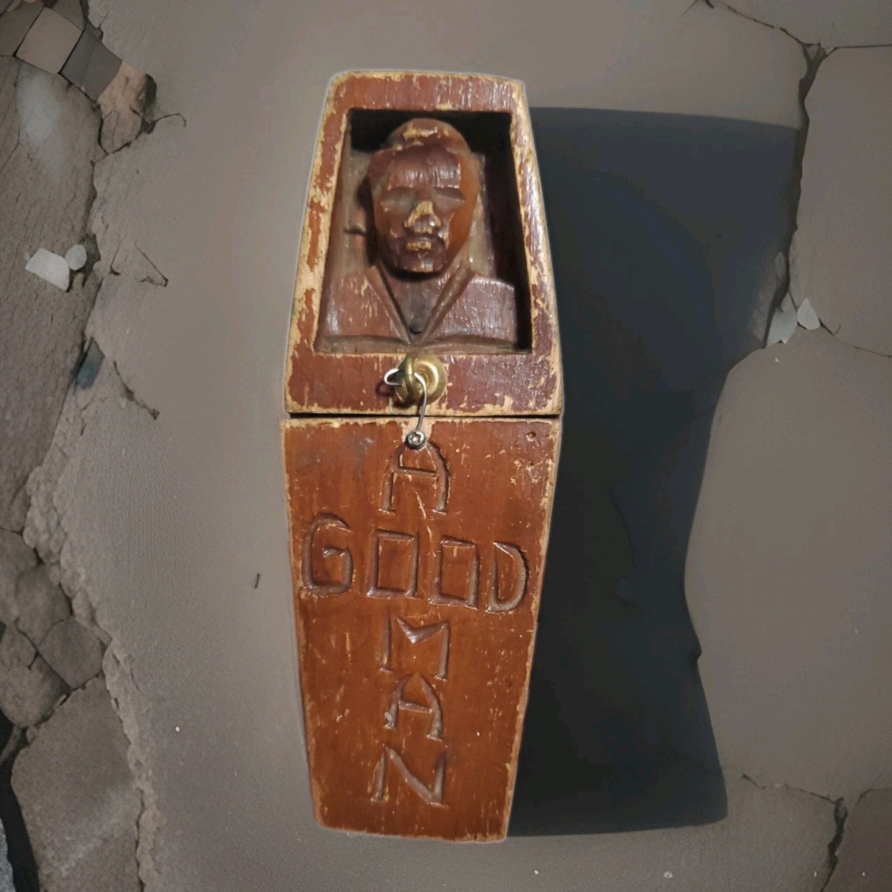 Vintage Carved Wood Coffin, “A GOOD MAN” Novelty With A Spring Penis, RARE Vintage Carved Wood Coffin, “A GOOD MAN” Novelty With A Spring Penis, RARE