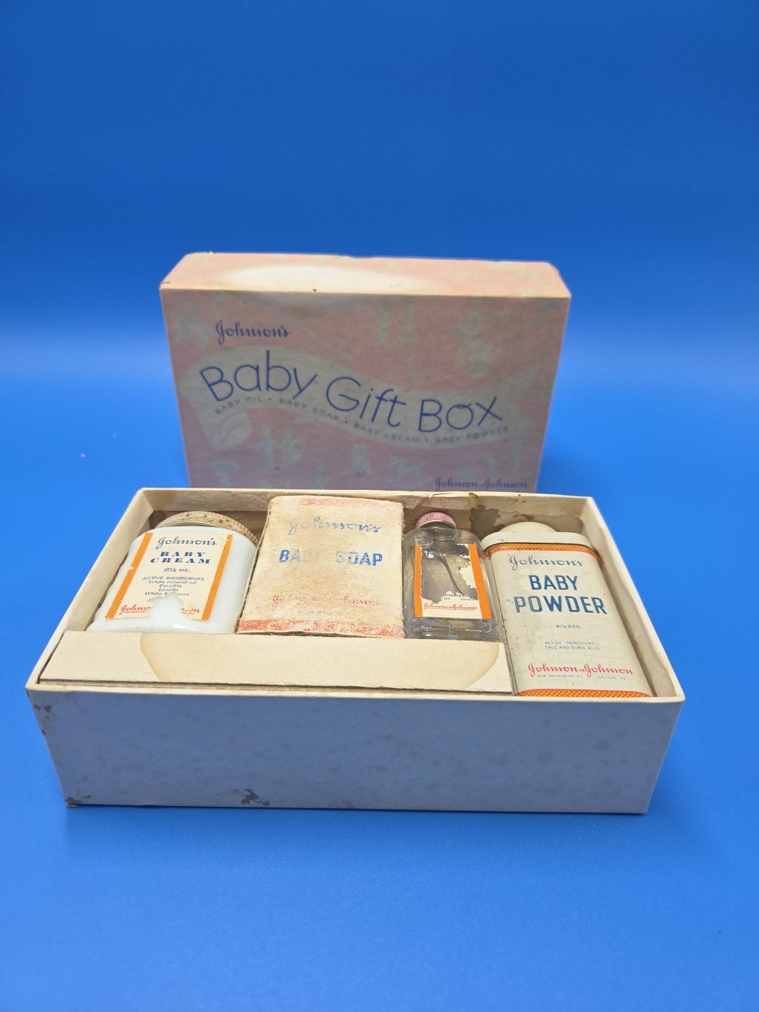 NOS 1950s VTG Johnson's Baby Gift Box Set COMPLETE UNUSED NOS 1950s VTG Johnson's Baby Gift Box Set COMPLETE UNUSED