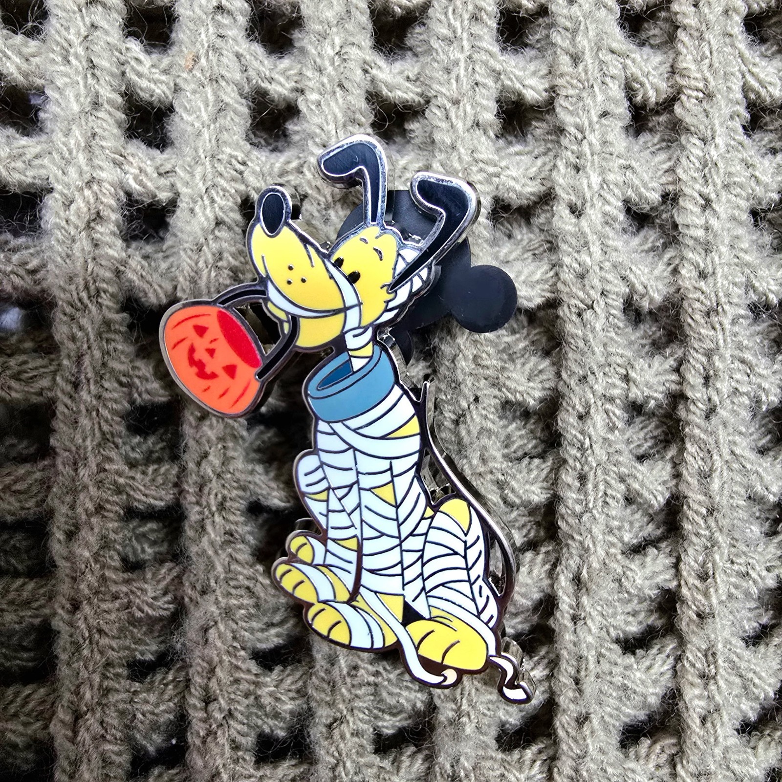 (You Pick) 2026 Disney Parks Cats & Dogs Halloween Costume LR Mystery Pins (You Pick) 2026 Disney Parks Cats & Dogs Halloween Costume LR Mystery Pins
