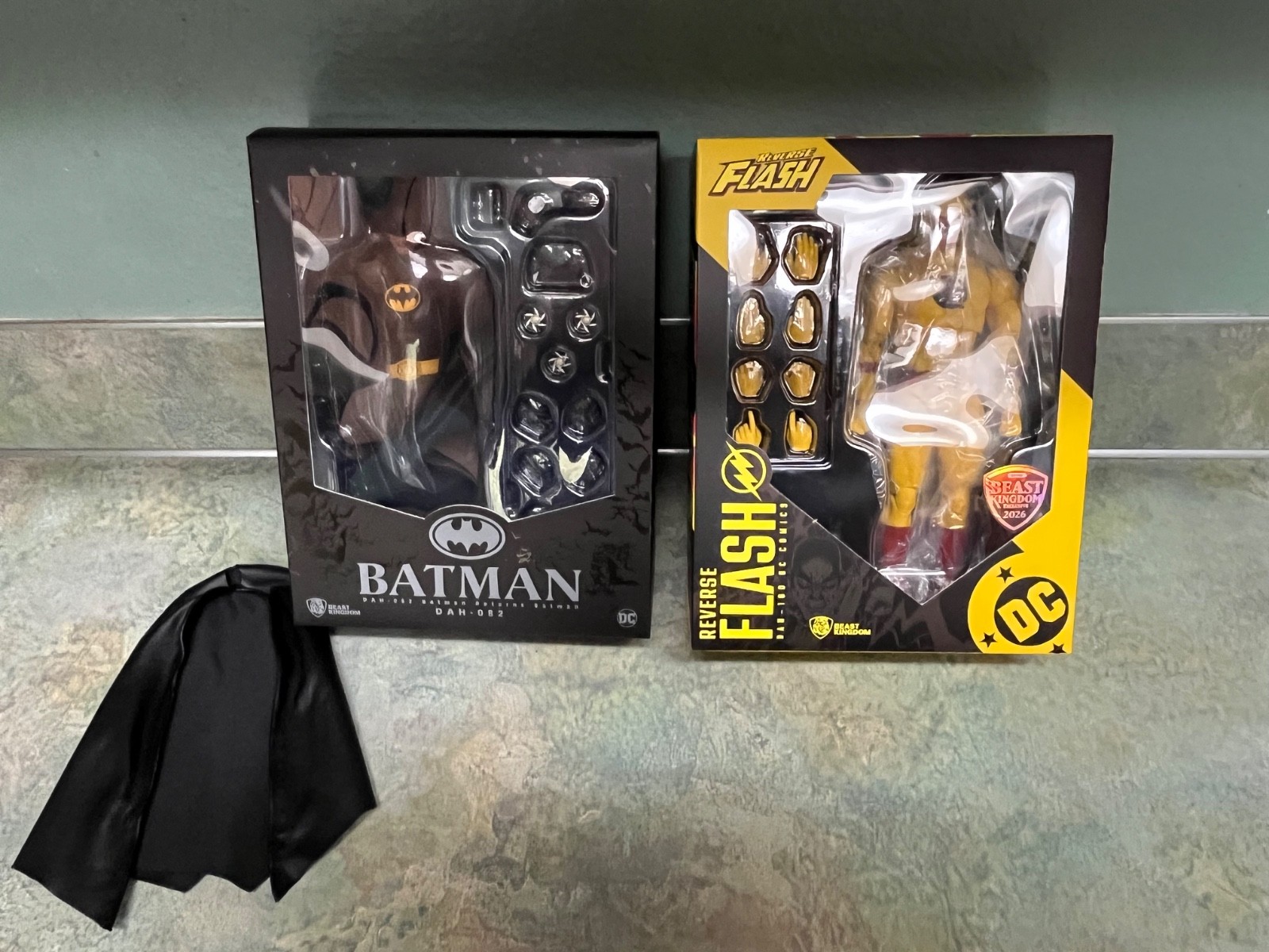 SDCC 2026 The Reverse Flash exclusive BATMAN Returns Beast Kingdom DAH-082 SDCC 2026 The Reverse Flash exclusive BATMAN Returns Beast Kingdom DAH-082
