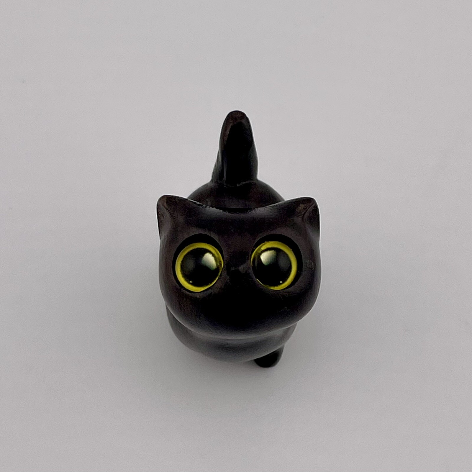 Adorable Tiny Black Wood Cat With Yellow Eyes Desk Figurine 1.25 Inch