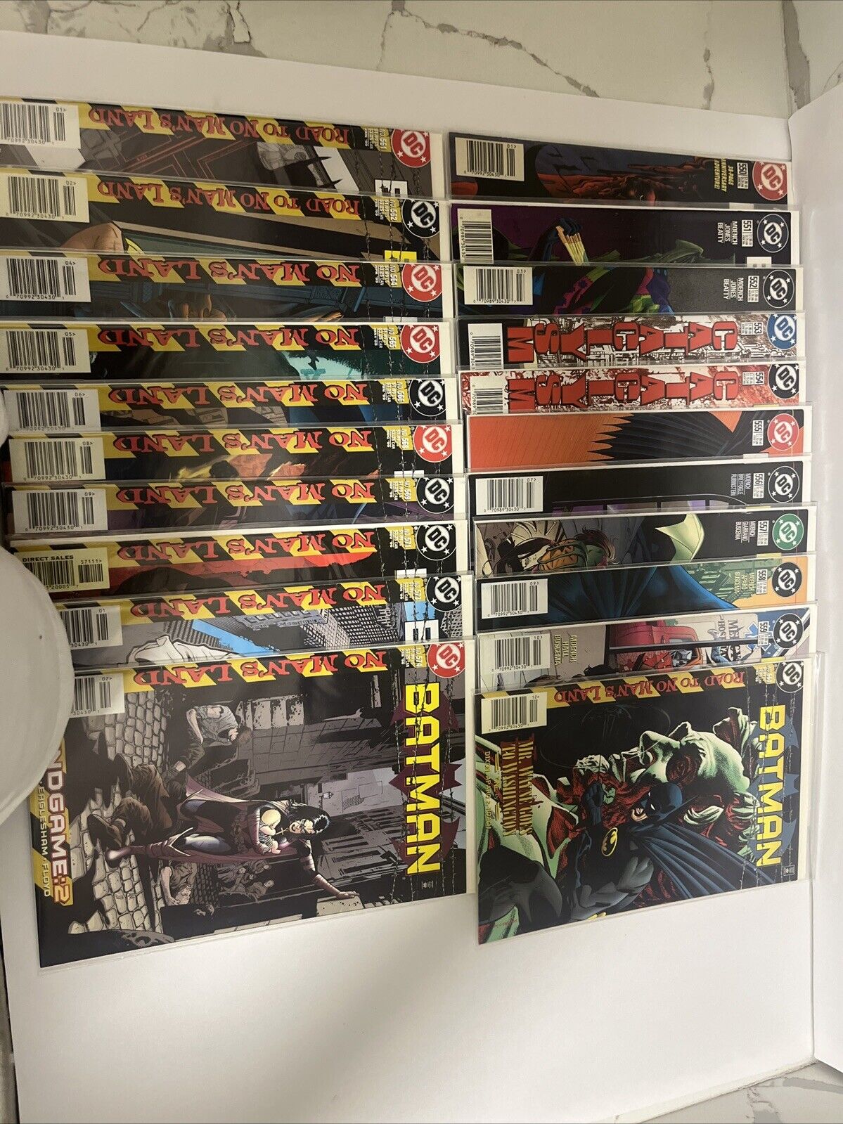 Lot Of 21 Batman Comics VTG 90s Run Of 13 550-562, 564-566, 568, 569, 571, 573..