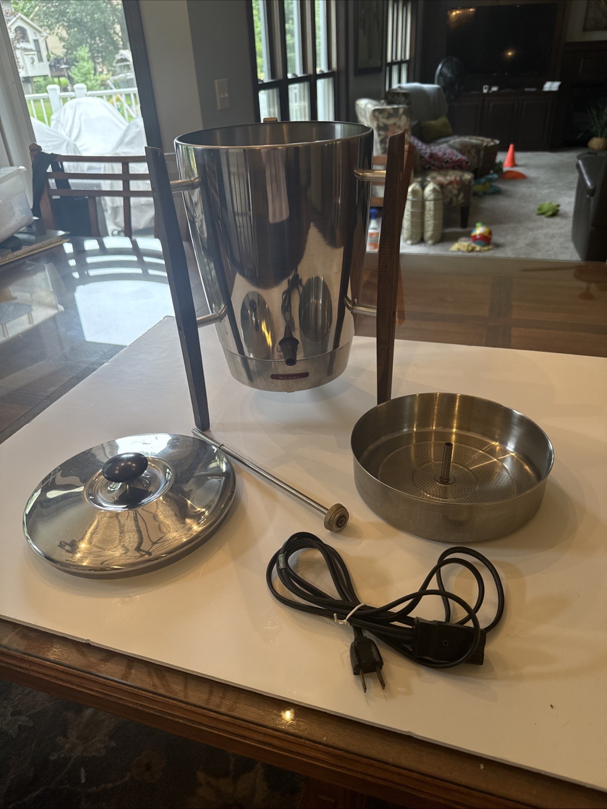 PARTS ONLY-Vintage Royal Coffee Percolator. Cost is for shipping only. PARTS ONLY-Vintage Royal Coffee Percolator. Cost is for shipping only.