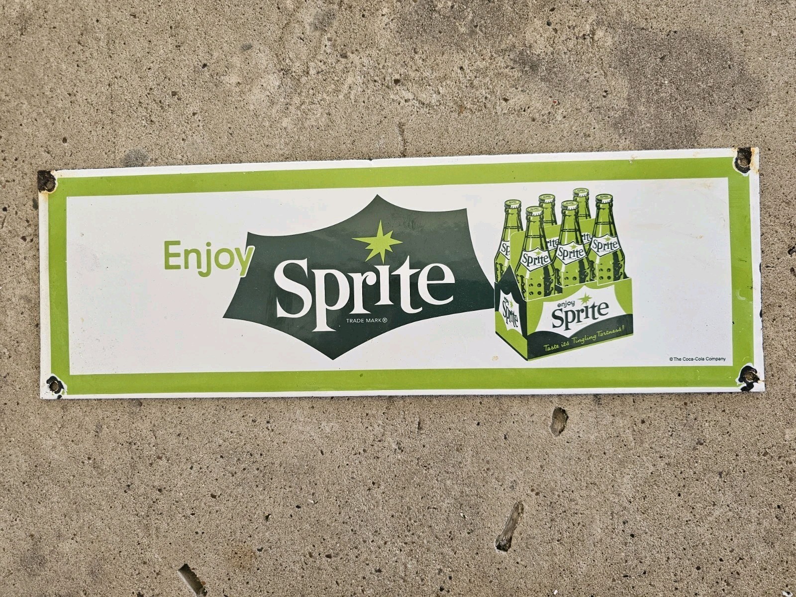 VINTAGE 1960'S SPRITE PORCELAIN BEVERAGE GAS STATION SIGN 17 VINTAGE 1960'S SPRITE PORCELAIN BEVERAGE GAS STATION SIGN 17