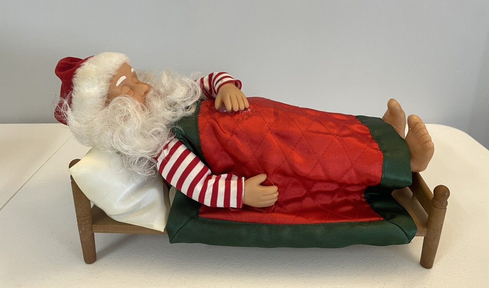 Vintage 13” Christmas Animated Snoring Sleeping Santa Bed Decoration SPEEDY