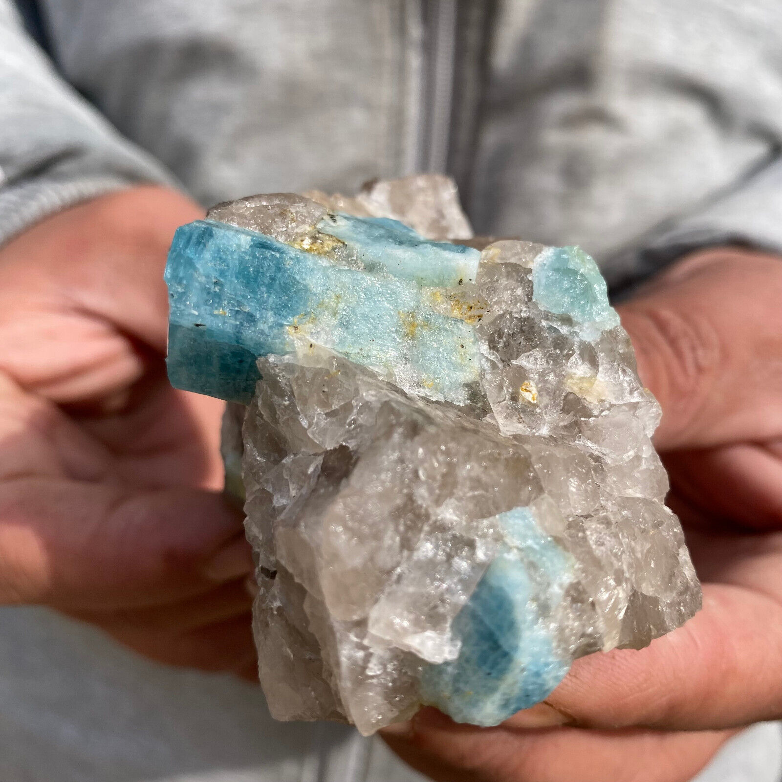 9.7oz Large Raw Natural Prism Aquamarine Crystal Gemstone Rough Mineral Specimen