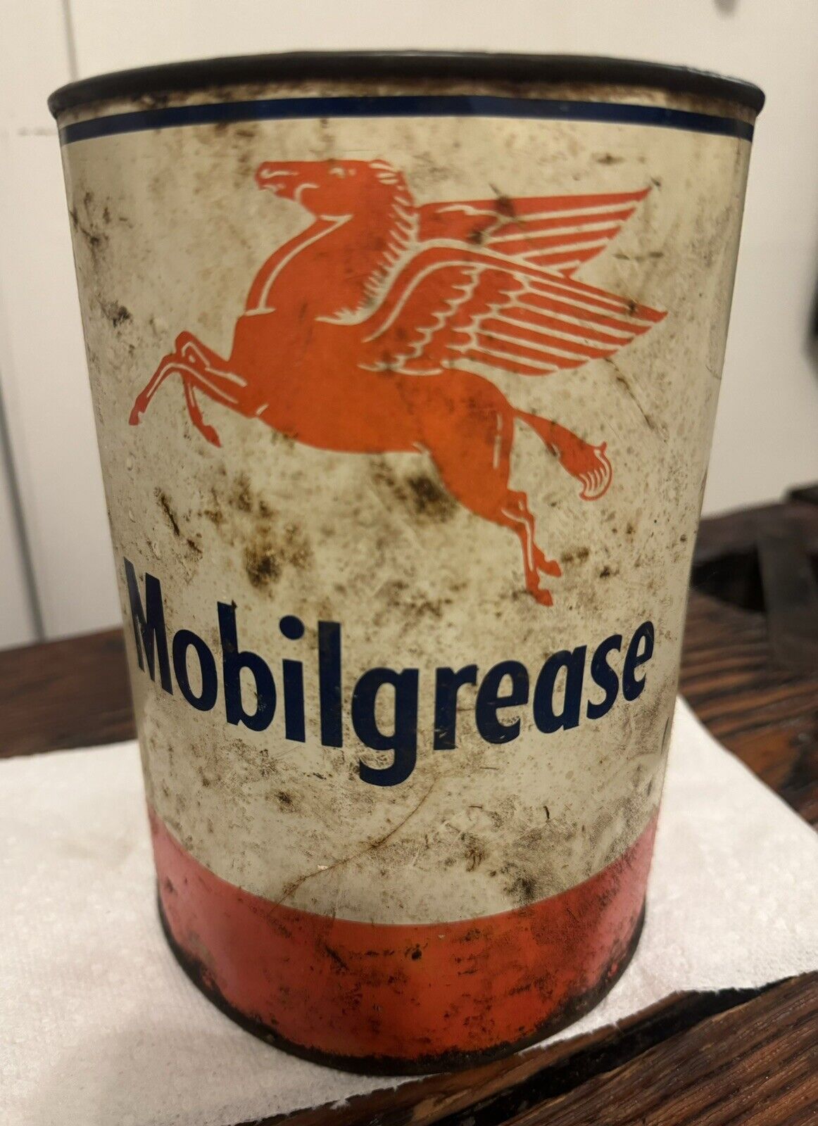 Vintage Mobilgrease Flying Pegasus 5lb Can