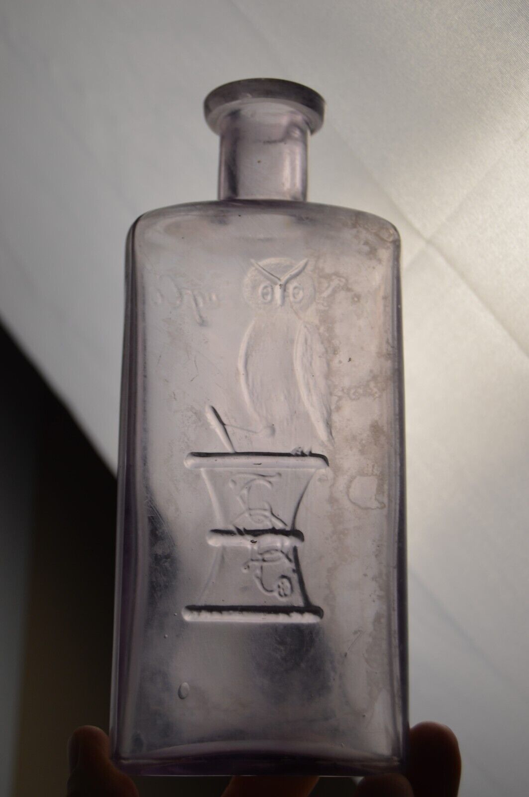 Antique The Owl Drug Co PURPLE GLASS Bottle Iridescent Color 2548 Medicine
