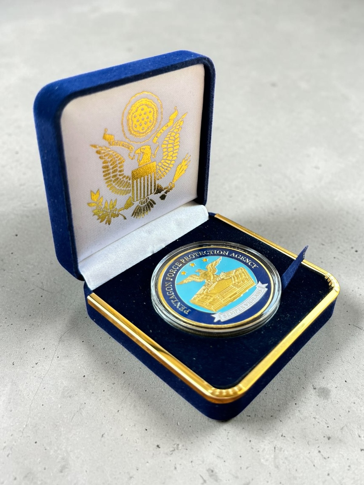 Pentagon Force Protection Agency Challenge Coin Washington DC in Velvet Case Pentagon Force Protection Agency Challenge Coin Washington DC in Velvet Case