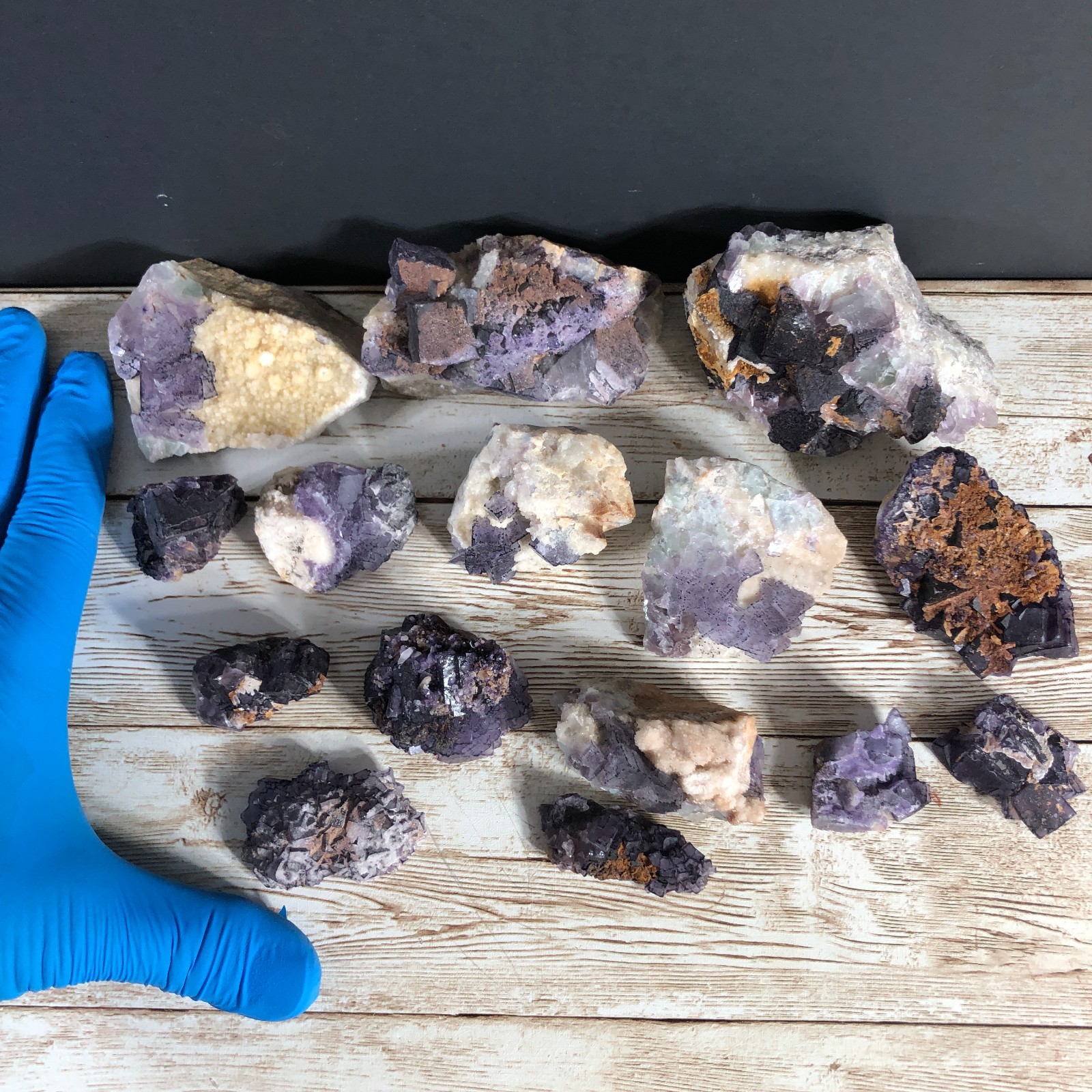 15pcs 1.90lbs Bulk Purple Edge Fluorite Crystal Cluster Mineral Specimen JJA2 15pcs 1.90lbs Bulk Purple Edge Fluorite Crystal Cluster Mineral Specimen JJA2