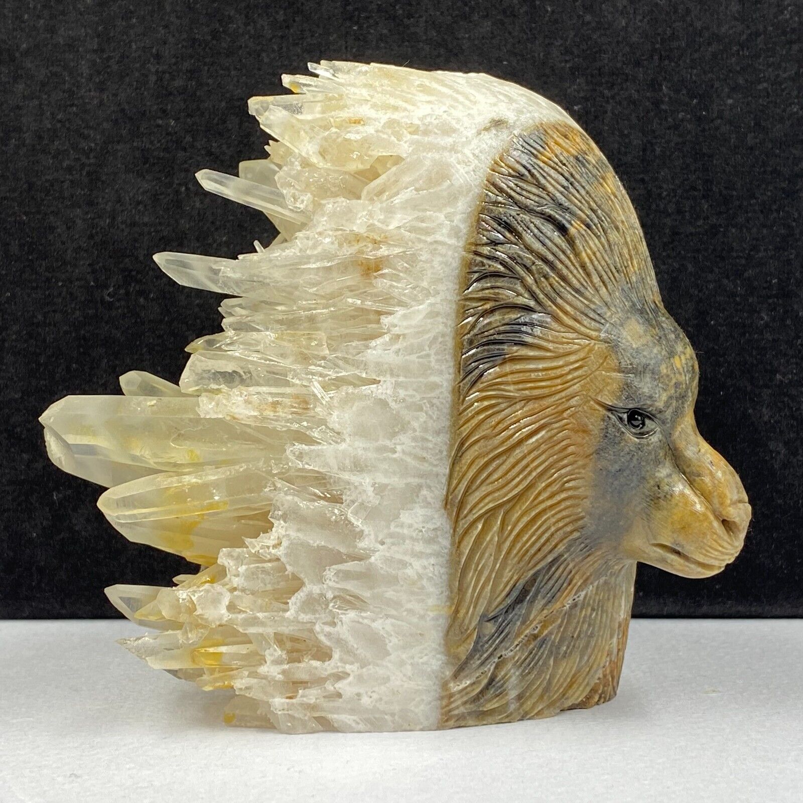 503g Natural quartz crystal cluster mineral specimen, hand-carved the Lion gift