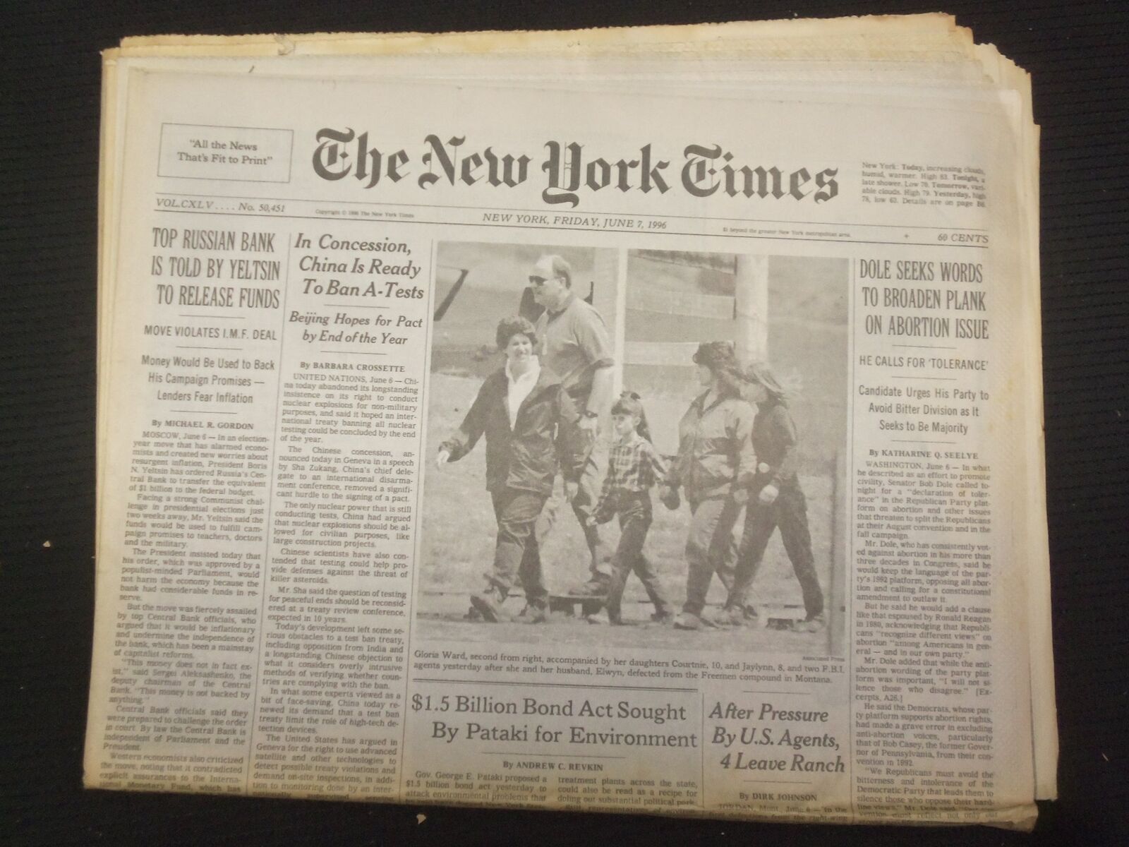 1996 JUNE 7 NEW YORK TIMES NEWSPAPER - DOLE SEEKS TO BROADEN ABORTION - NP 7019