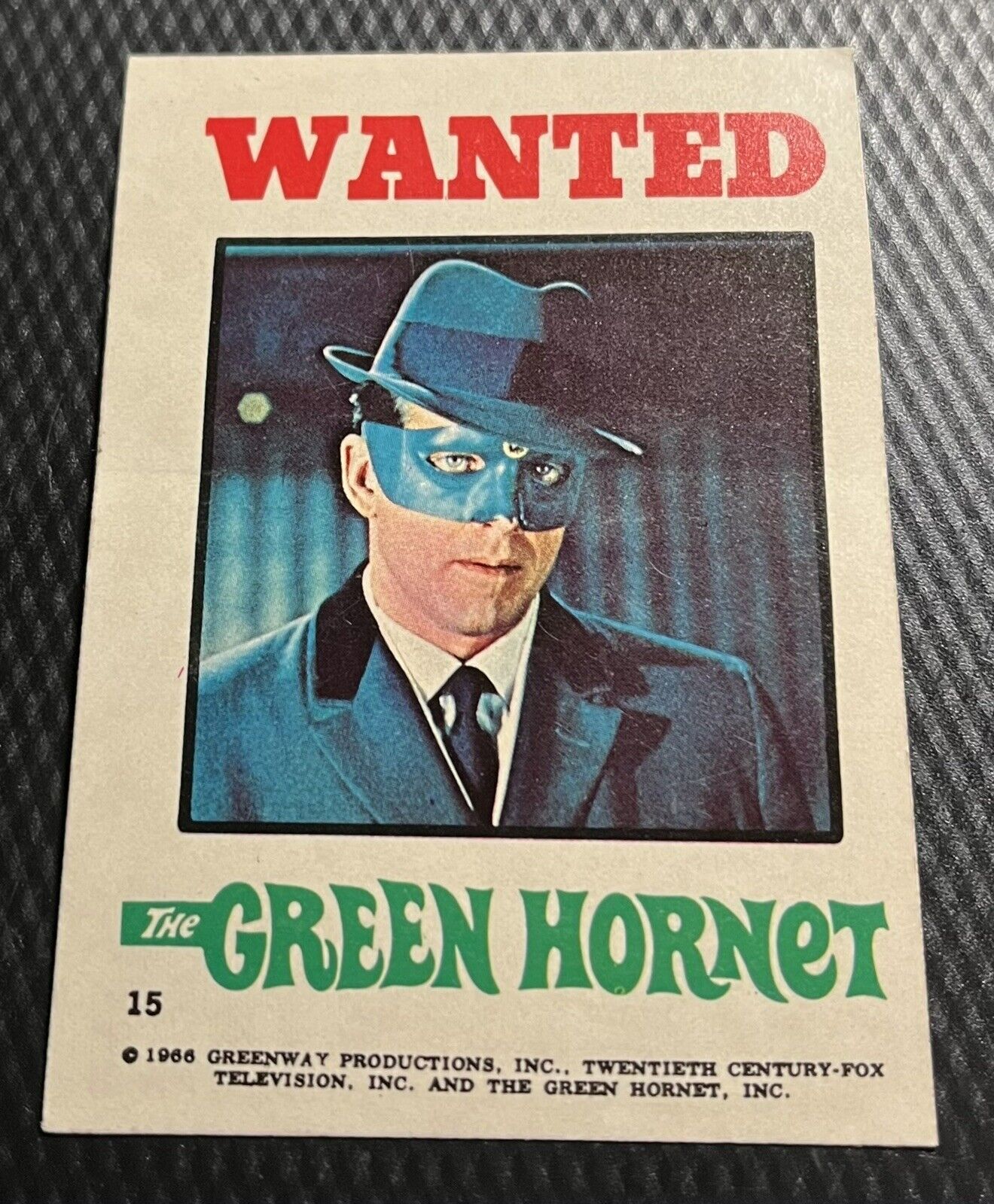 1967 Topps Green Hornet Set Break Sticker #15 Mid-Grade No Creases Nice Surface