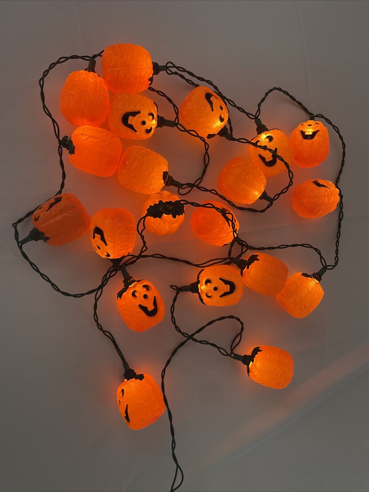 Vintage Halloween 20 Pumpkin Jack O Lantern Blow Mold Indoor String Lights