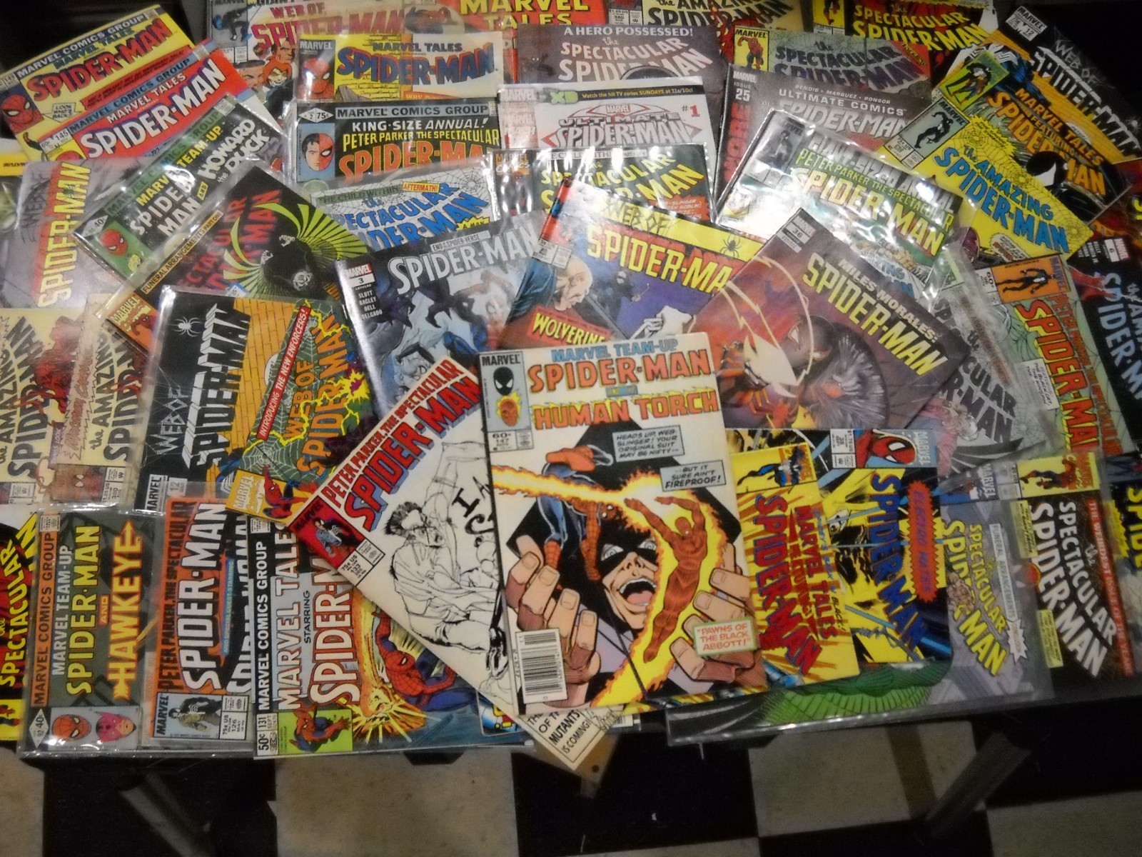 47 Spiderman Marvel Comics Amazing Peter Parker Spectacular Web Tales Lot#704