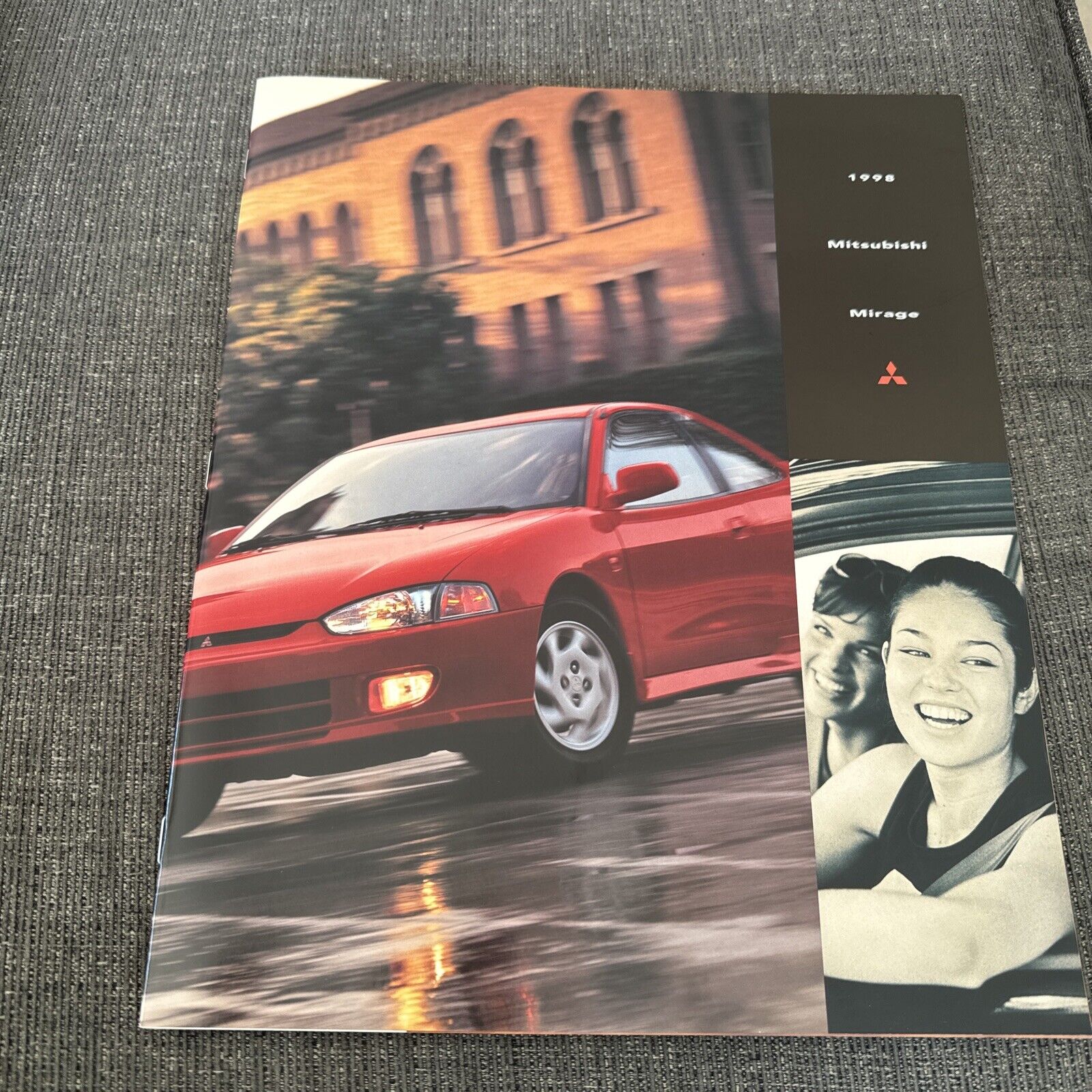 1998 Mitsubishi Mirage Brochure Coupe Sedan LS DE