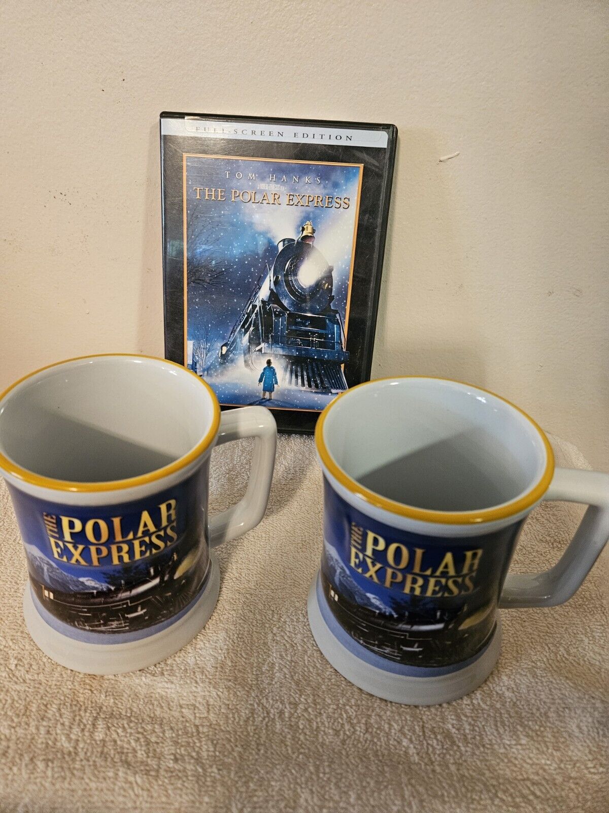 2 The Polar Express Movie Believe Coffee Cups Mugs And DVD Movie 