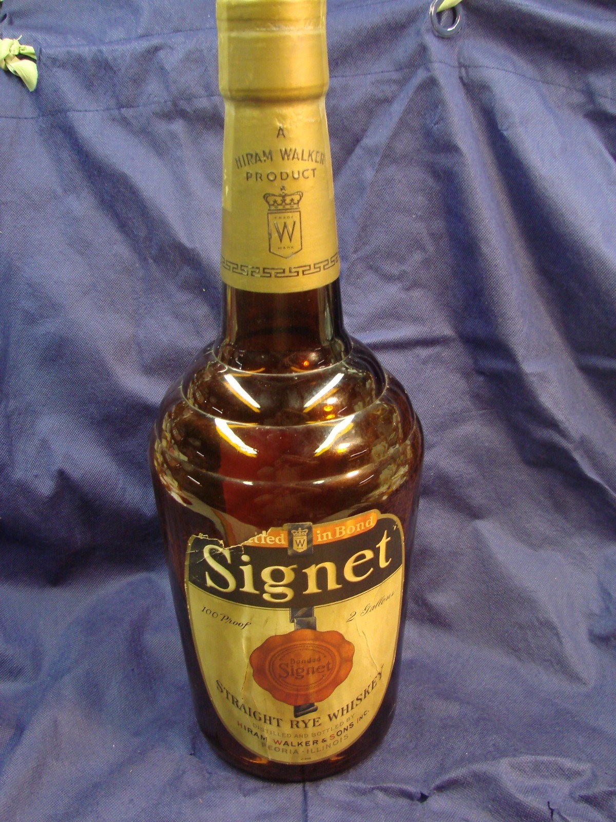 Antique Hiram Walker SIGNET 2 Gallon Rye Distillery Whiskey Bottle Dated 1938