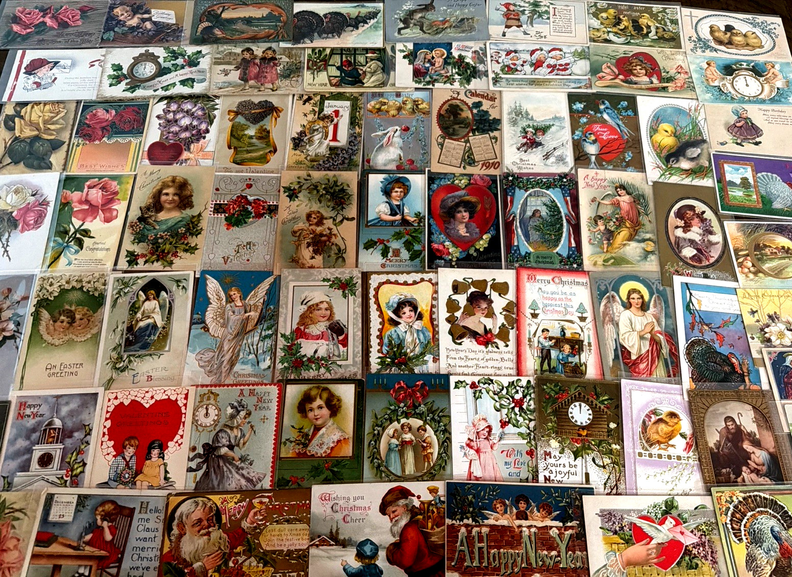 Huge~Lot of 100 Antique 1900's Holidays Greetings Postcards~2 Santa's~in sleeves Huge~Lot of 100 Antique 1900's Holidays Greetings Postcards~2 Santa's~in sleeves