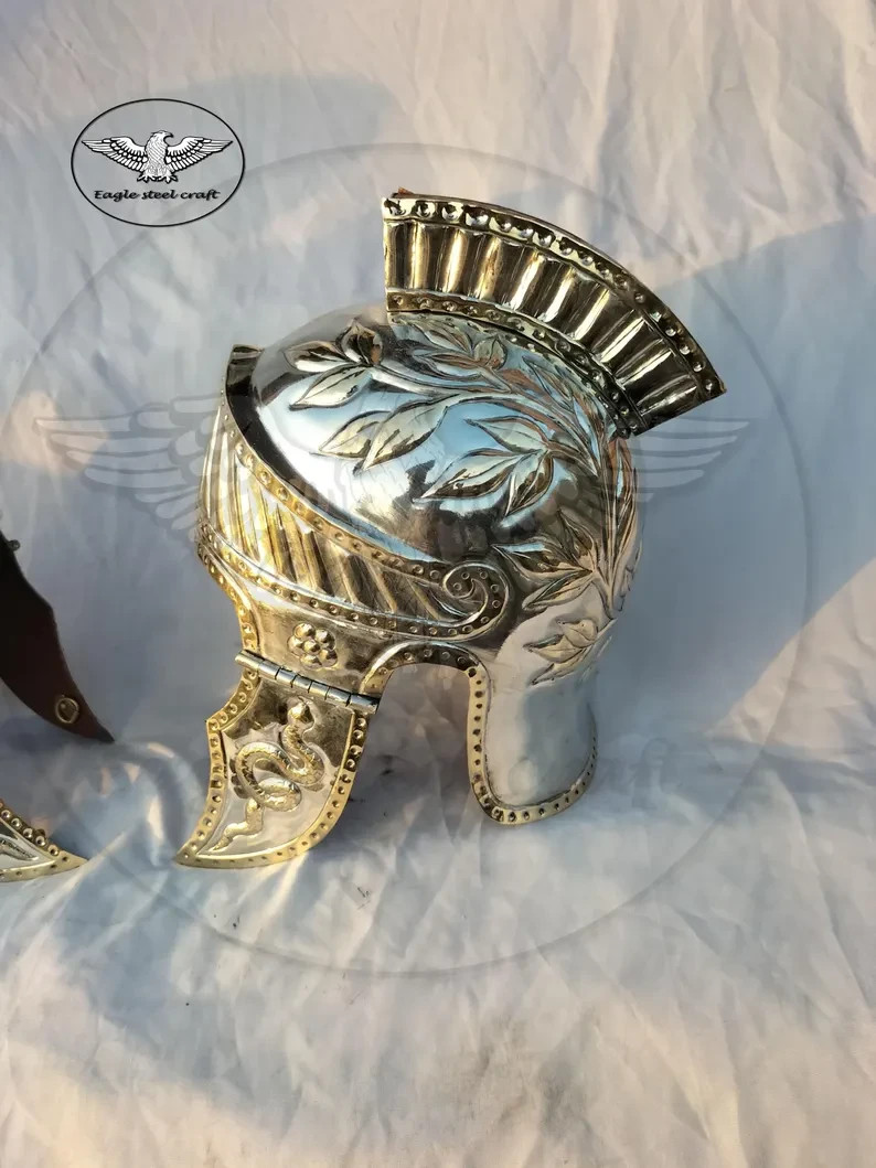 Roman Praetorian Brass Helmet Inspired by 1st–2nd Century Praetorian Reliefs