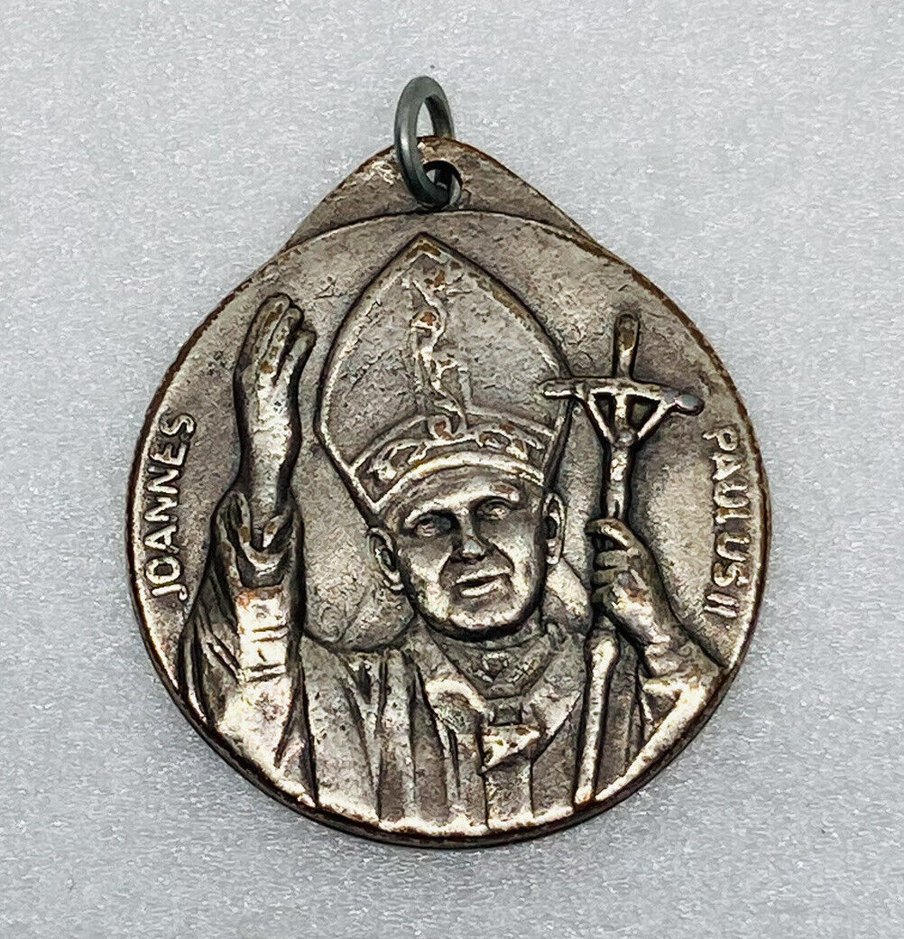 Vintage Pope John Paul II Joannes Paulus Papal Roma Italy Medallion Pendant 22
