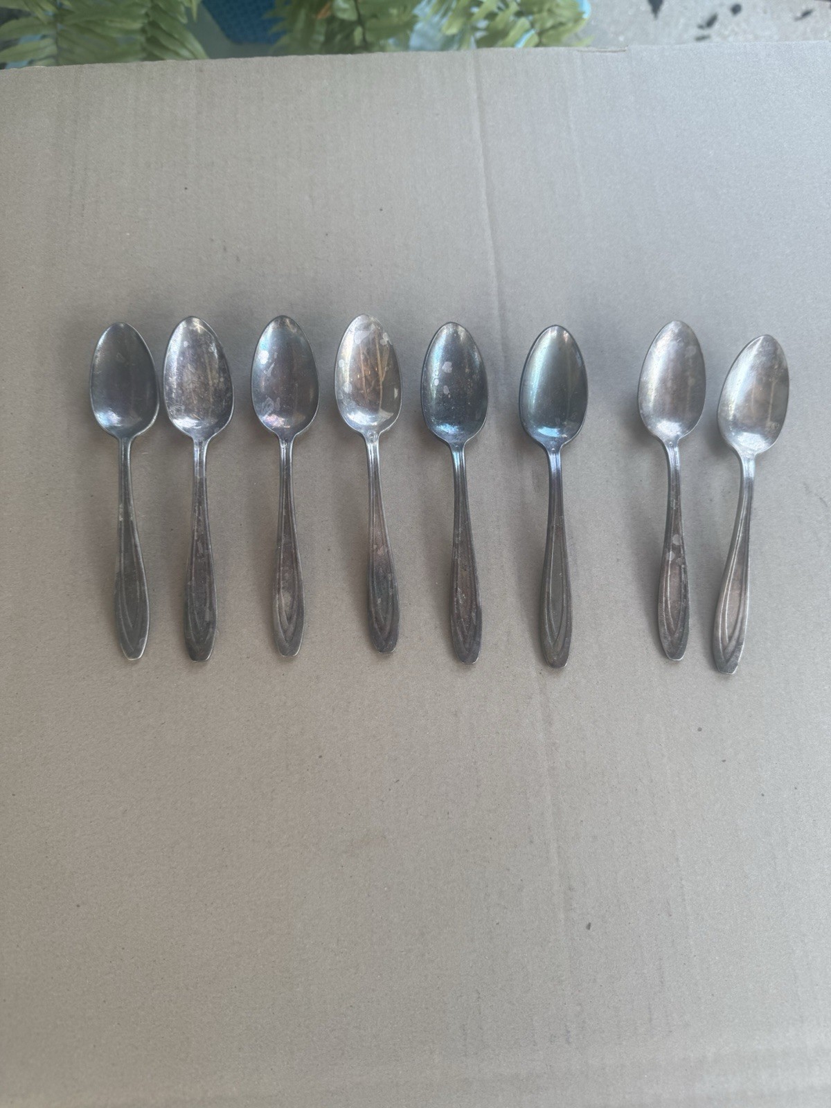 MayFair Hotel St Louis - set of 8 Silverplate Teaspoons - International Silver