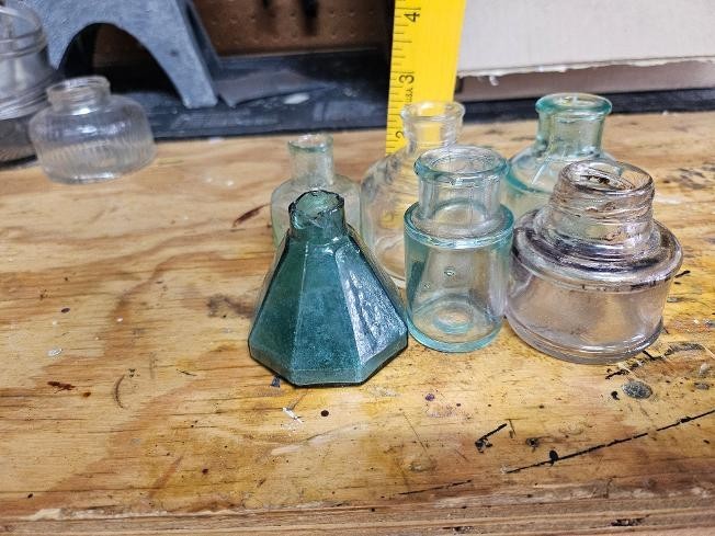 Six vintage ink wells Six vintage ink wells