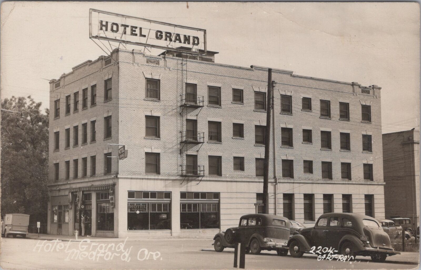 Hotel Grand Barnum Hotel Medford Oregon c1940s? RPPC Photo Postcard
