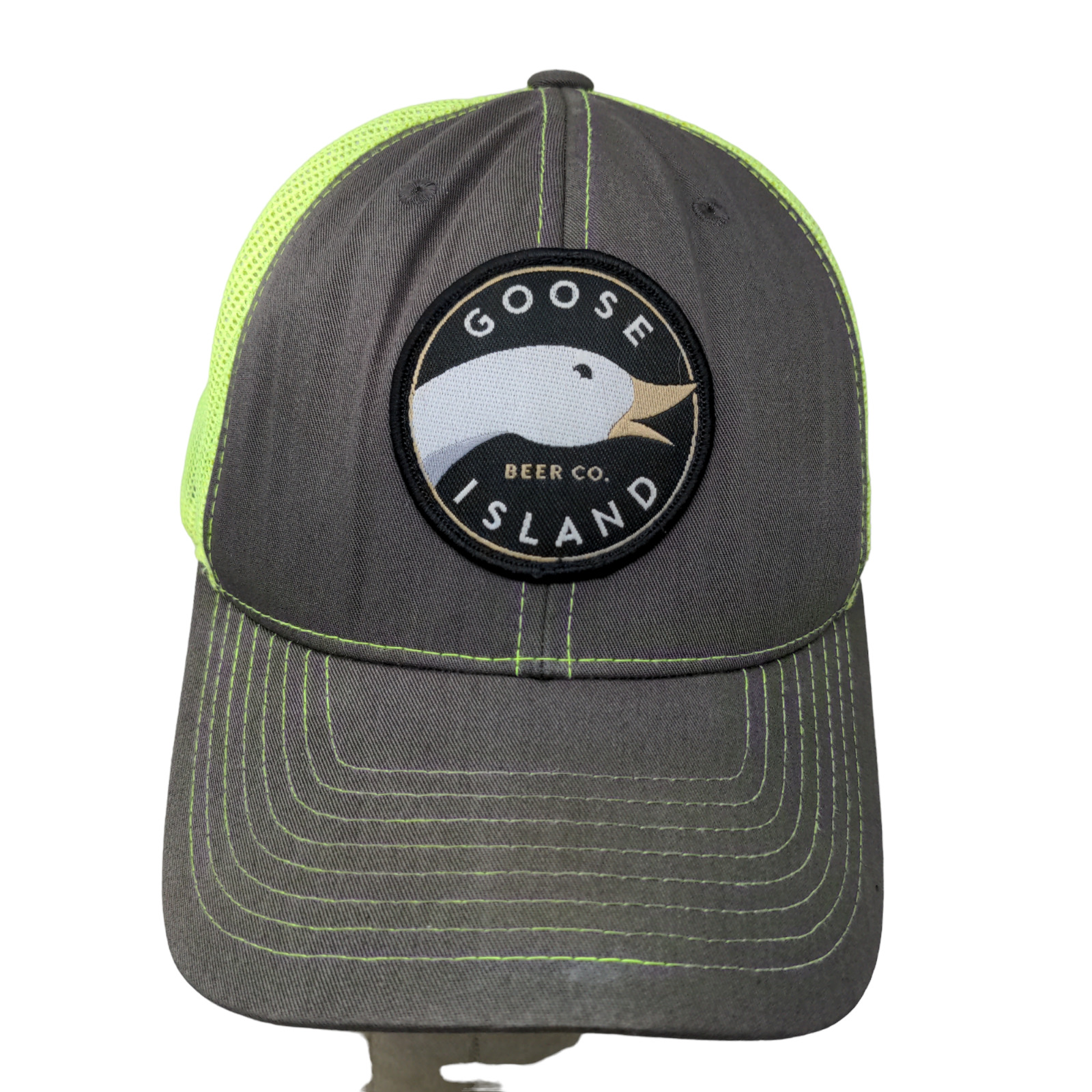 Goose Island Beer Co Mens Meshback Snapback Hat Gray Yellow Embroidered Logo