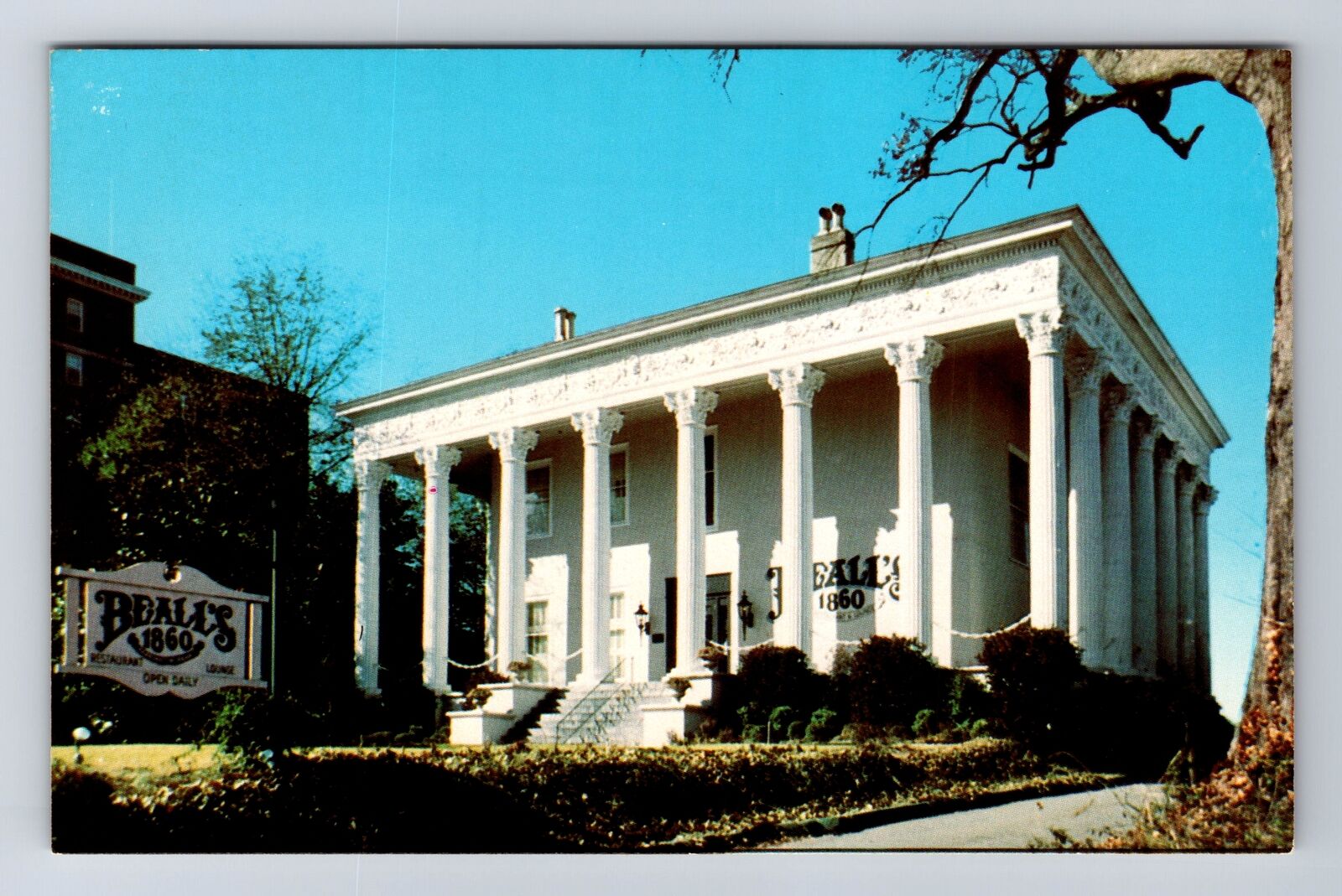 Macon GA-Georgia, Beall\'s Restaurant and Lounge, Advertising Vintage Postcard