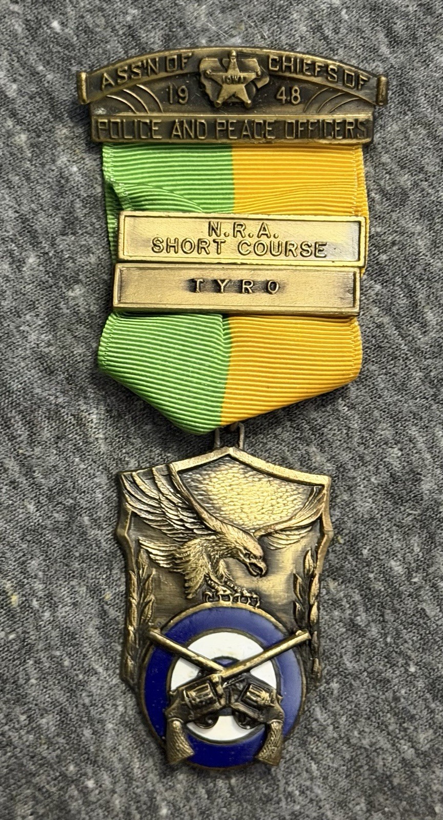 VTG 1948 Ass’n Chiefs Police Peace Officers NRA Short Course Tyro Medal Robert W