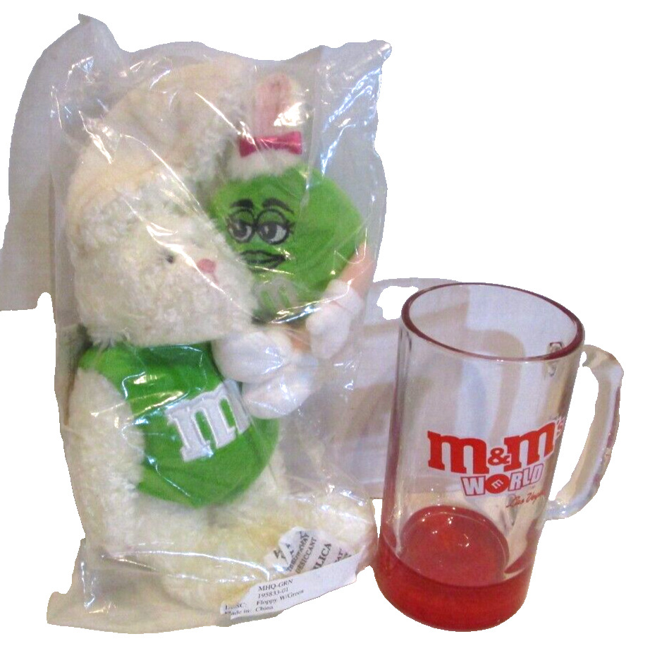 RARE 2006 Boyd\'s Green M&M World Plush Easter Bunny Rabbit and stein Set, NEW