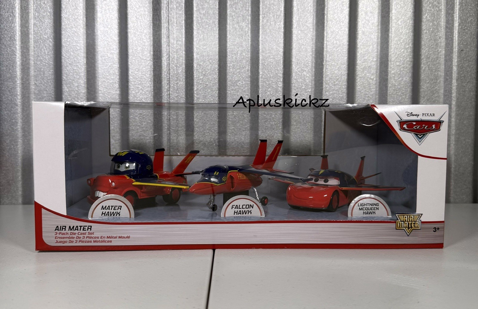 Disney Parks CARS Air Mater 3 Pack Die-Cast Set Lightning McQueen Falcon NEW Disney Parks CARS Air Mater 3 Pack Die-Cast Set Lightning McQueen Falcon NEW