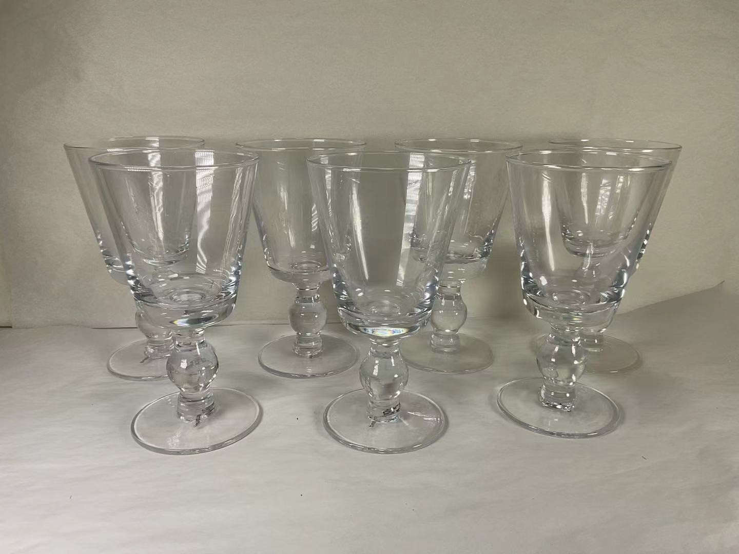 Williams Sonoma Wine Glasses Set of 7, Handmade In Poland Crystal Stemware Clear