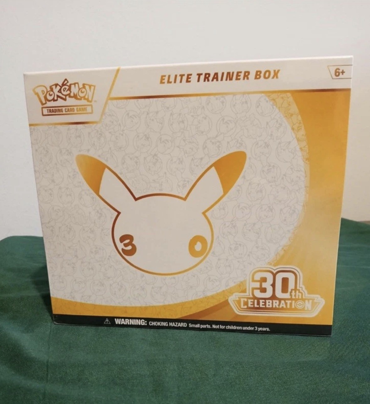 Pokemon 30th Anniversary Celebration Elite Trainer Box ETB | In-Hand ✅ Pokemon 30th Anniversary Celebration Elite Trainer Box ETB | In-Hand ✅