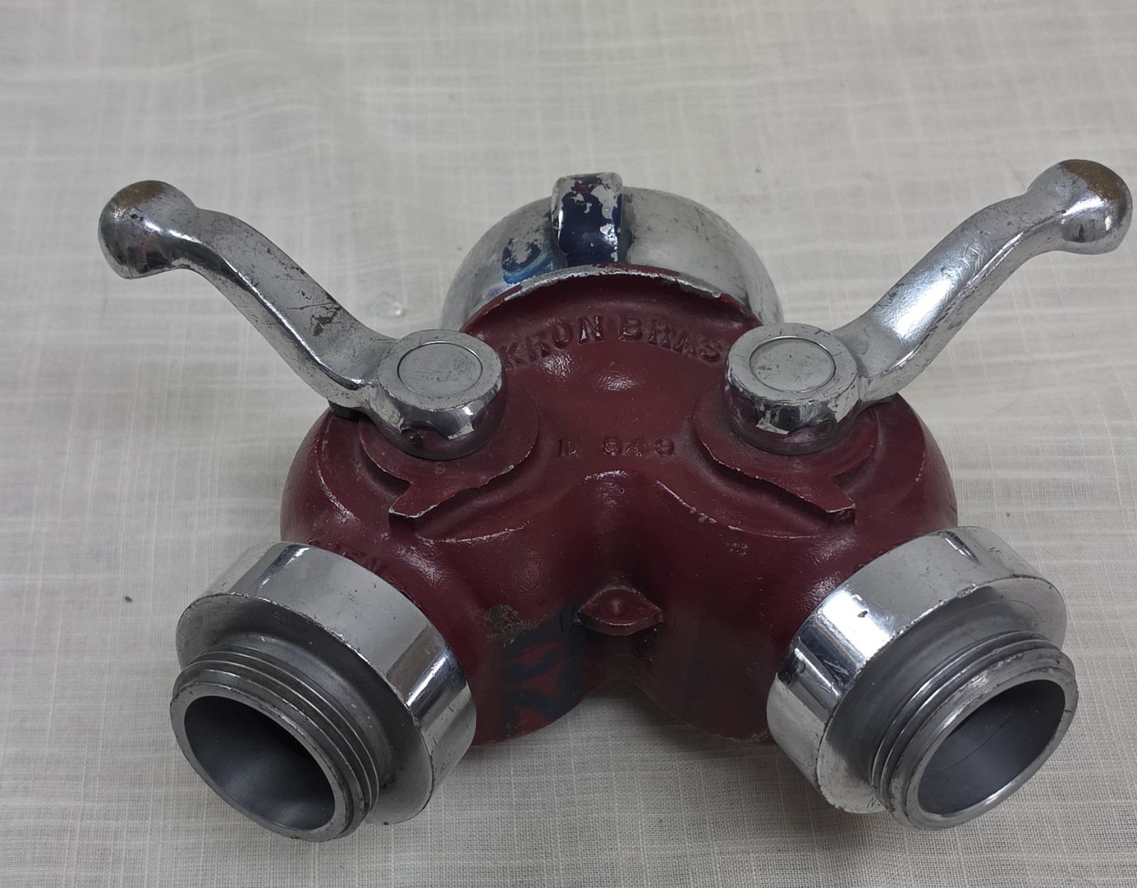 Vintage Akron Brass M 949 Solid Brass Fire Hydrant Splitter Water Hose 