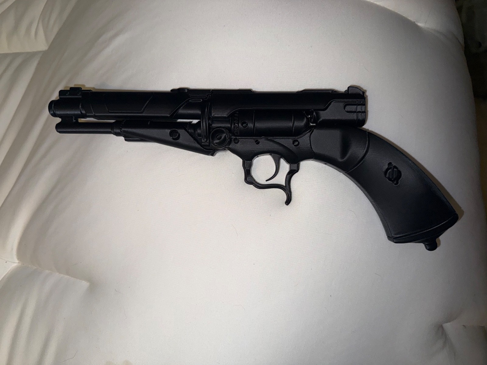 1:1 Life-Sized Star Wars Mandalorian Westar 88 Quickdraw Blaster | 3D Printed 1:1 Life-Sized Star Wars Mandalorian Westar 88 Quickdraw Blaster | 3D Printed