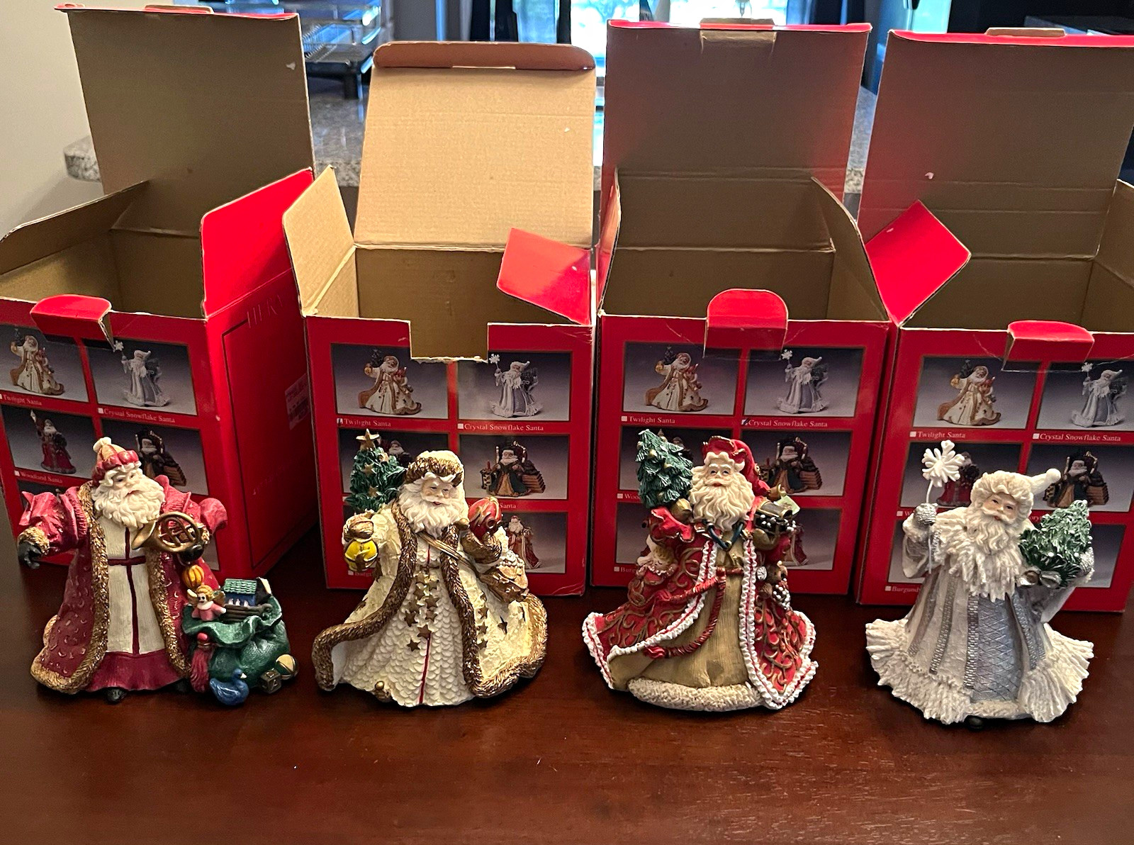 Herald Santa Claus Christmas Figurines Set of 4 4.5\
