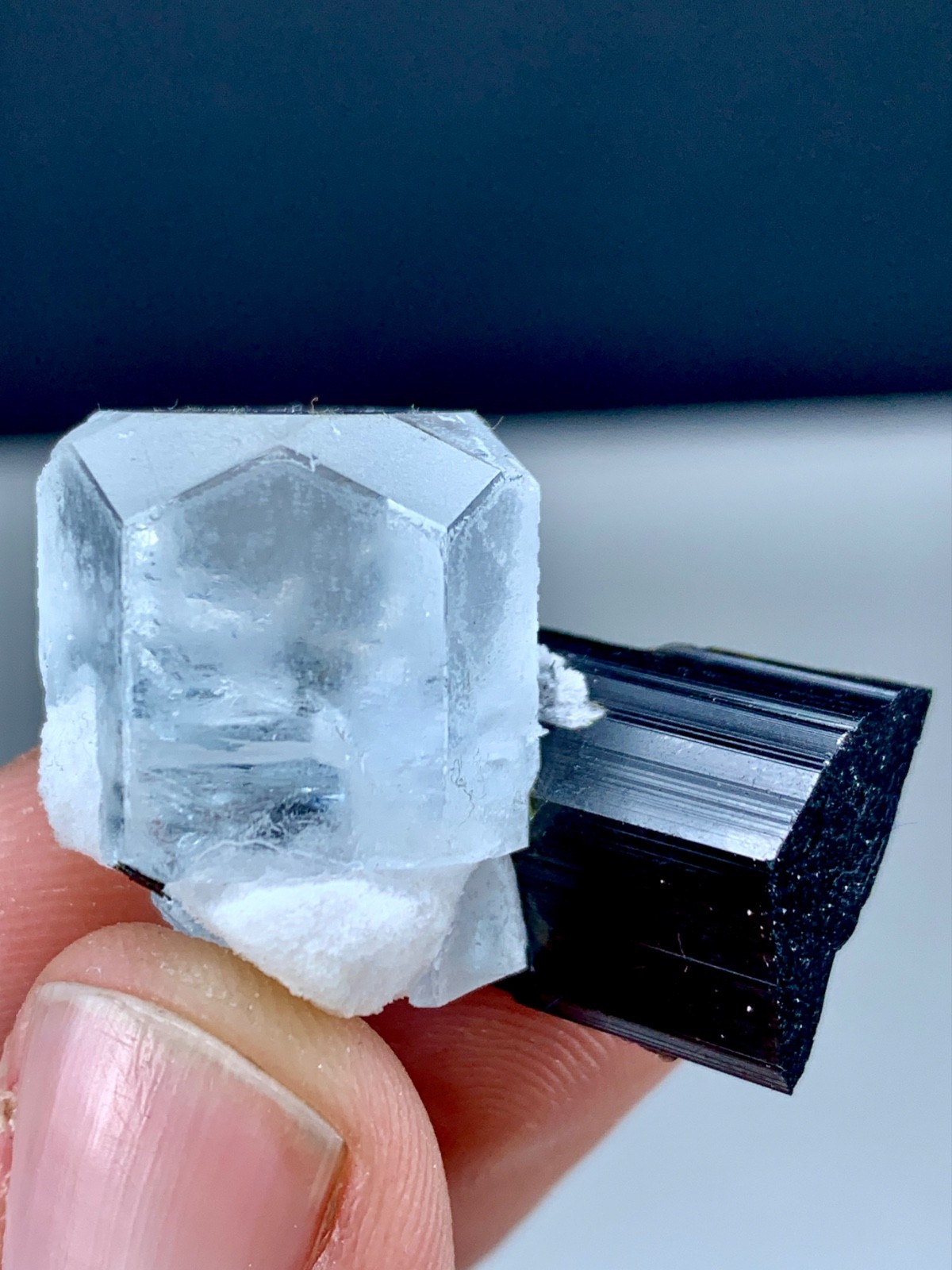 80 Ct’s Aquamarine Crystal Having Sharp Terminations Combine Tourmaline (Shigar)