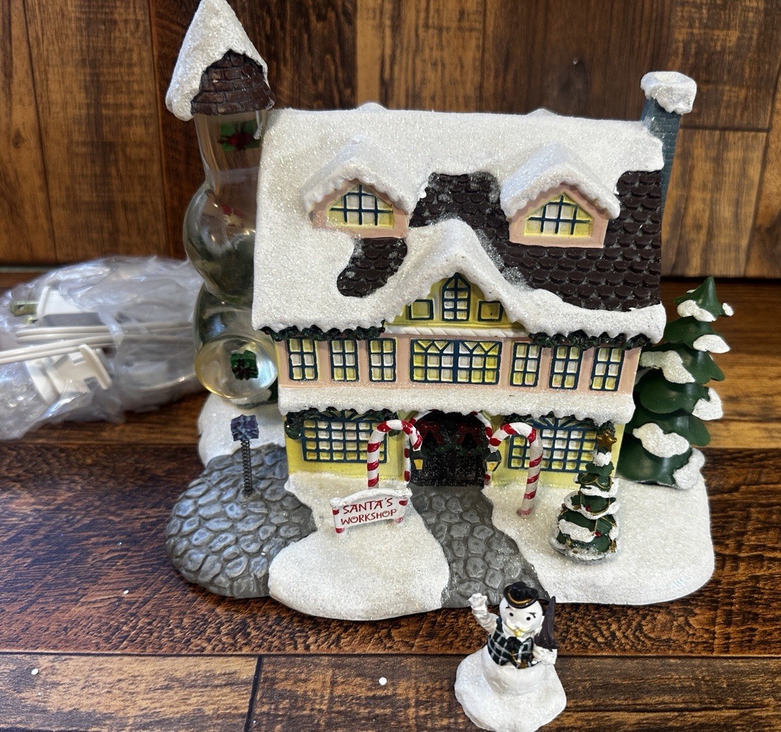 HAWTHORNE VILLAGE RUDOLPH'S CHRISTMAS TOWN VILLAGE SANTA'S TOY WORKSHOP