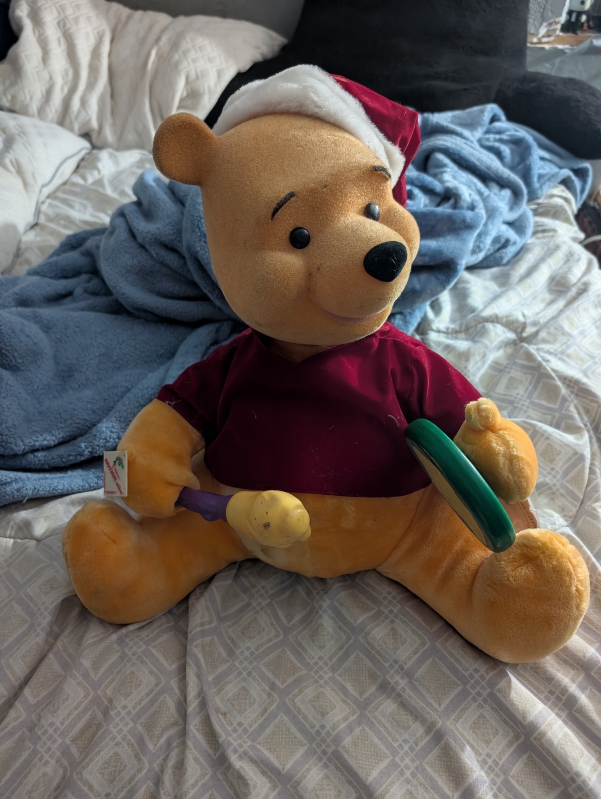 Vintage 1996 Telco Motionette Animated Christmas Winnie the Pooh Honey Pot Works Vintage 1996 Telco Motionette Animated Christmas Winnie the Pooh Honey Pot Works