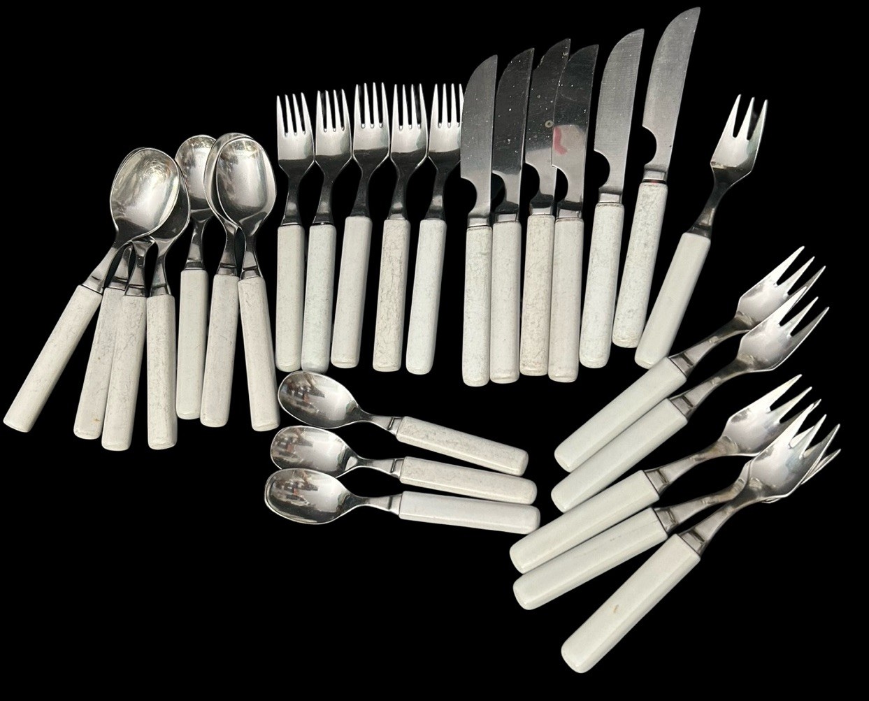 26pc VTG Denby England Touchstone MCM Ivory Ceramic Handle Fork Spoon Knife READ 26pc VTG Denby England Touchstone MCM Ivory Ceramic Handle Fork Spoon Knife READ