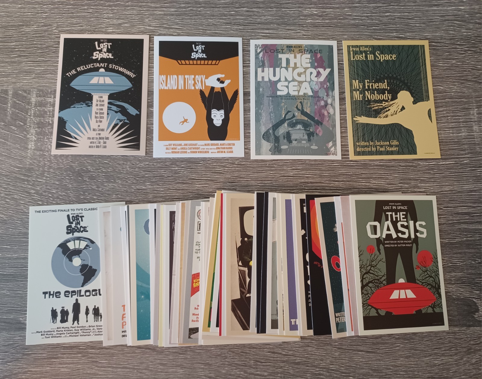 2018 Lost in Space Archives Series One 42-Card Set plus E1 2018 Lost in Space Archives Series One 42-Card Set plus E1